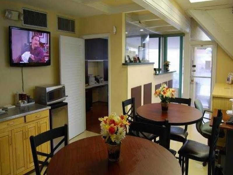 The Hollywood Gateway Inn Ngoại thất bức ảnh